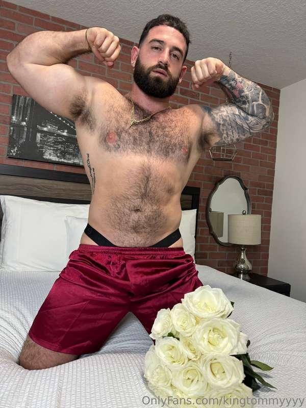 Happy Valentine’s Day 😈 just dropped a special pic in your m..