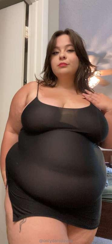 Obsessed w this little sheer nightdress hehe