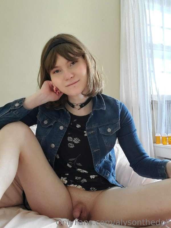 alysonthedoll image #0