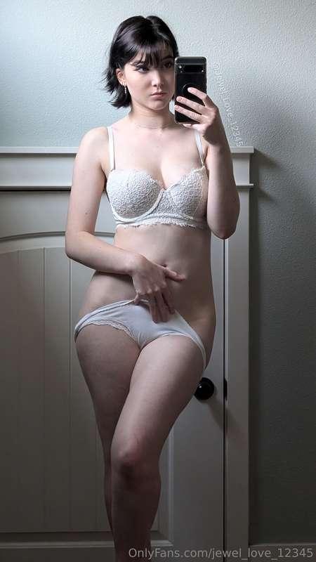 jewel_love_12345 image #0