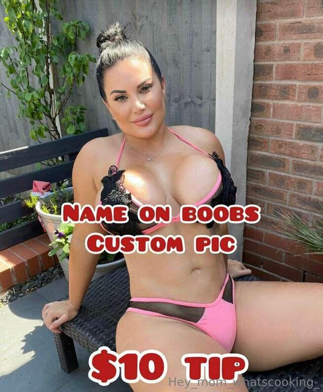 📸***Name on Boob offer***📸
1 pic = $10 
3 pics = $25 
Free e..