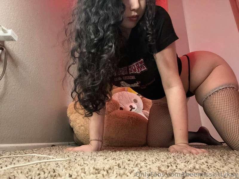 just a sweet girl with a fat ass 