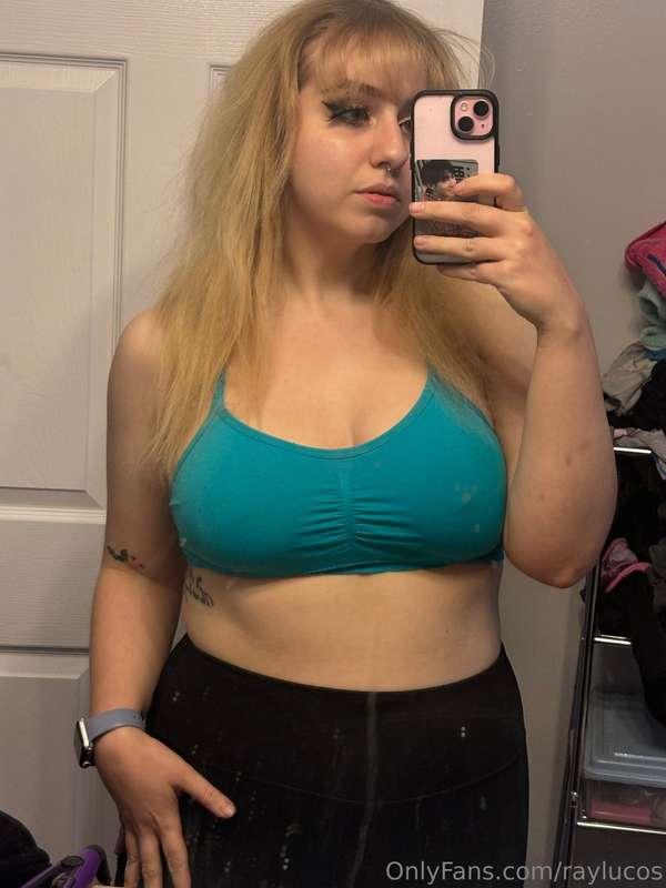Hope it’s not too cold for my workout tonight 😉🥰💙