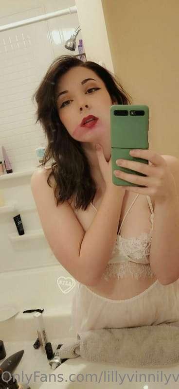 Did you see my small little B/G video i sent last week? ;)
