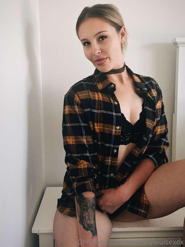 How do I look in this shirt 😜