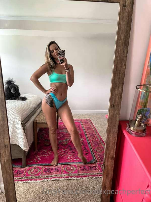 Good morning loves!!! Hope everyone has a wonderful day!