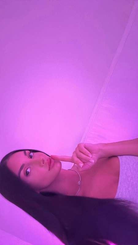 It's Saturday night... what are we doing? 😘Tip $5 to chat wi..