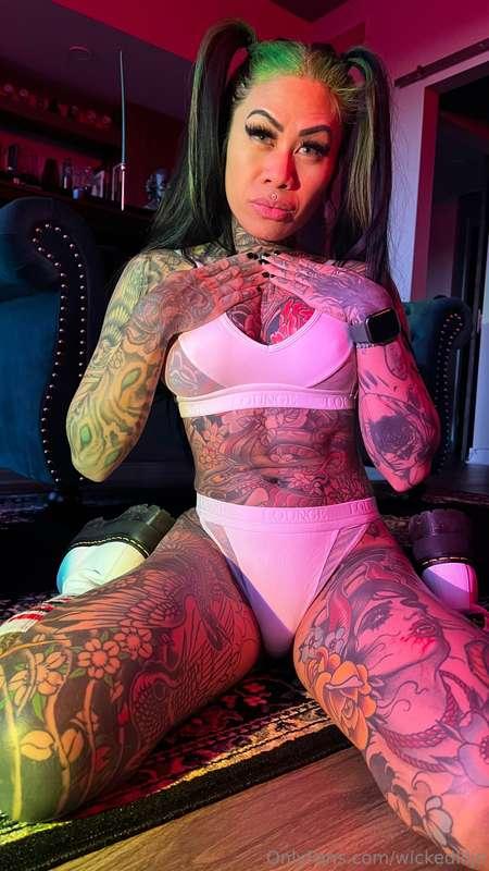 What do you y’all think of me in white? 🤔  🖤tips appreciated..
