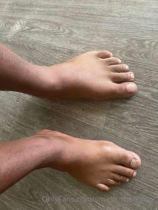 Some feet pics for the feet people (you know who you are)