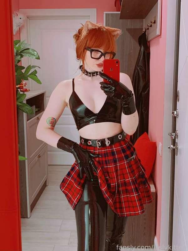 lilslvkitten image #1