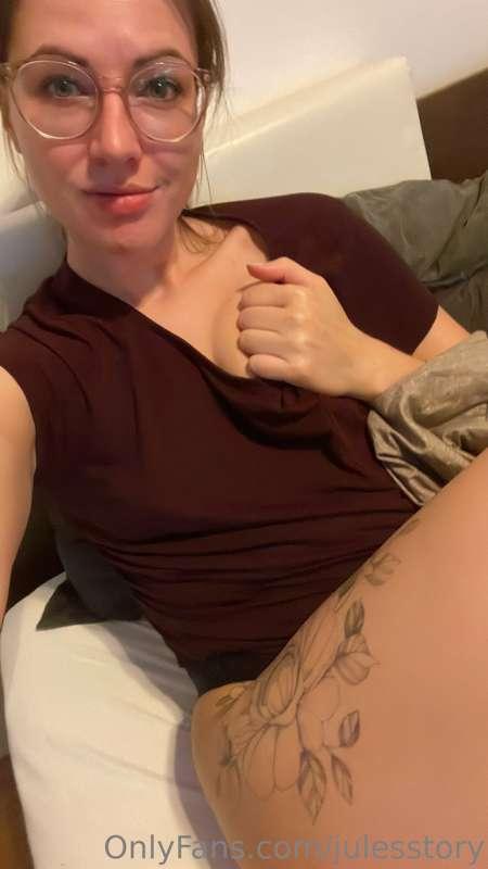 bin gerade in Stimmung 🤭🥰

In the mood🤭🥰