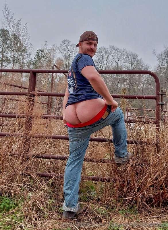 2guysandsomeland image #1