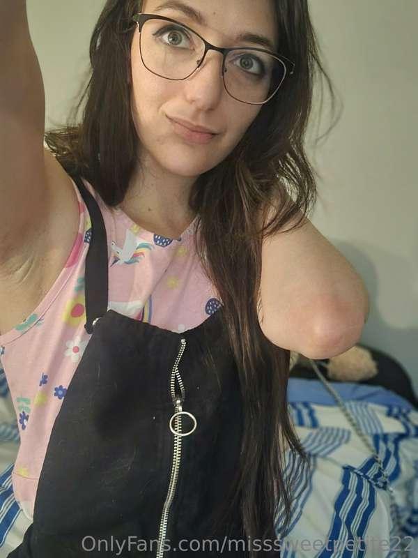 Want to see this babygirl get wrecked?! Comment below!