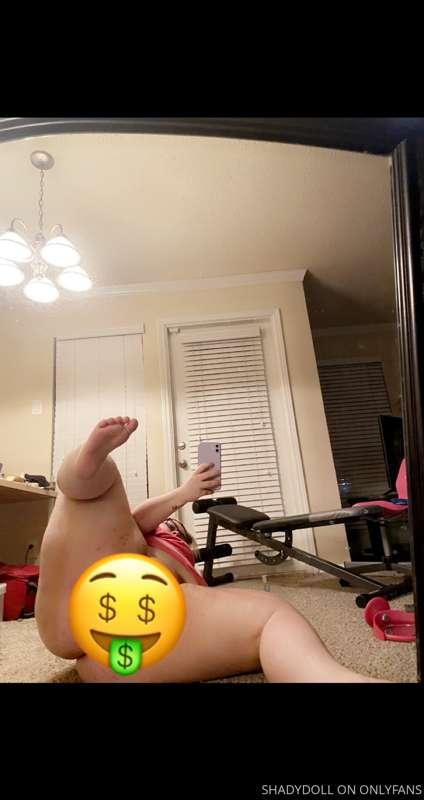 I’m sending out the whole picture set NOW 😈💦