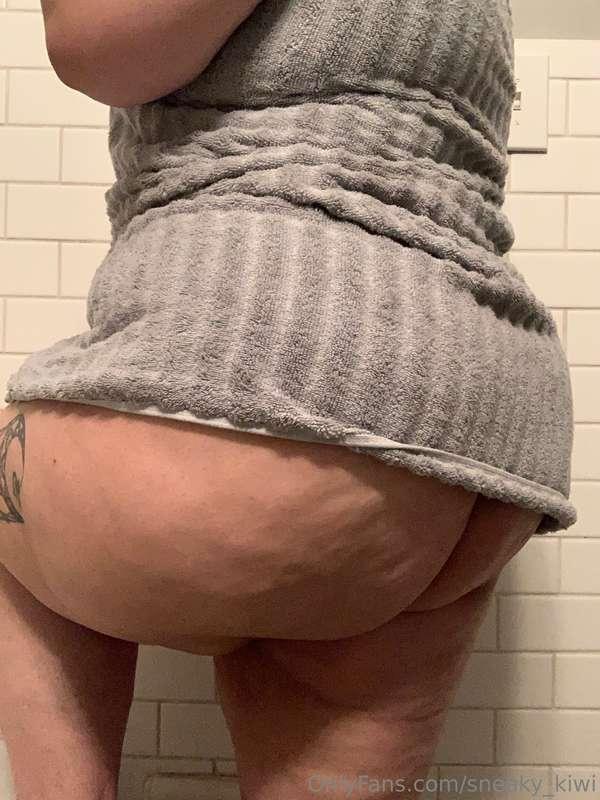 Catch me outside the shower struggling with which lotion to ..