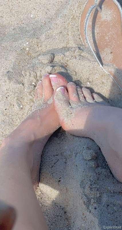 who likes feet? 🦶🏼 