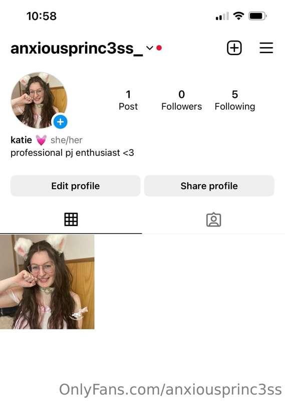 New insta! Go follow plsss <33
