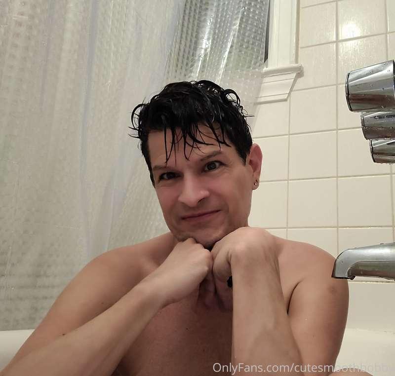 Bath Time, will you do my back? 😈🍆🔥💦