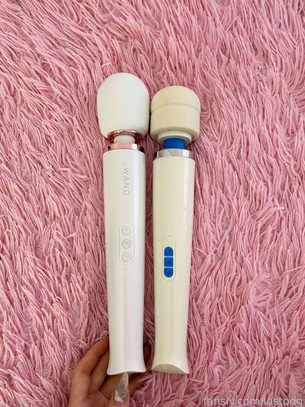 Heeey look what a gorgeous gift i got🥺👉👈
I so wanted to share this! My first vibrator almost died and didn't give me as much pleasure as before. I'm so happy to have a new one! It's so huge and heavy that it can kill ahah🙈 but seriously, i'm in awe of it! 
It's so nice and big for my pussy, i can cum so fast with it, or i can tease myself and play for a long time😍😍 I play with it in the morning and before bed hehe, i also can't wait to show how i stretch my pussy with this huge head😳

♡ #fyp #life #gfe #blog #toys #vibrator #egirl #girlfriend ♡ 