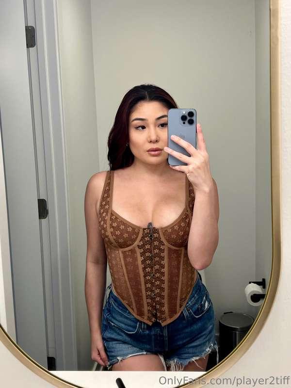 I miss you. Slide in my DMs 🤎