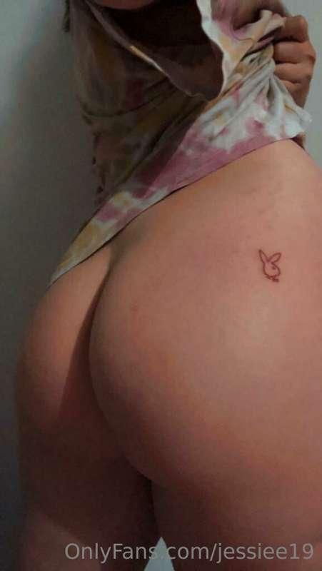 jessiee19 image #0