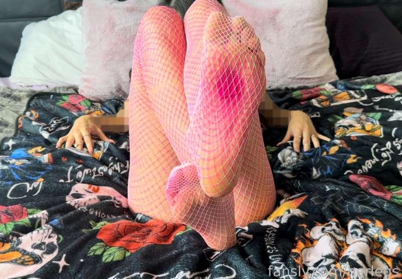 Pink is always inside of your loser mind. Pink has control of you. Pink is what decides what you do. 💕

Pink. Pink everywhere. 💕

Tell me how much you would embrace the color pink, if I ordered you to.