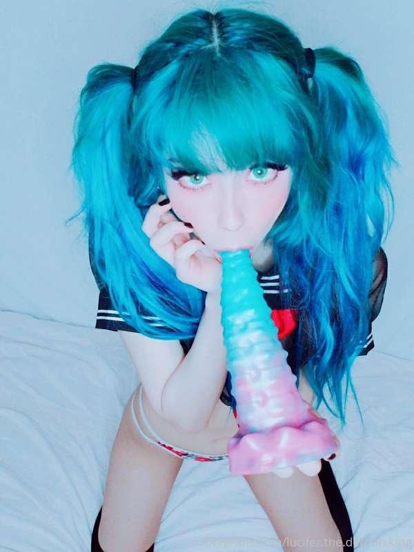 Uhh da self control i have 2 not share dis entire set >_< li..
