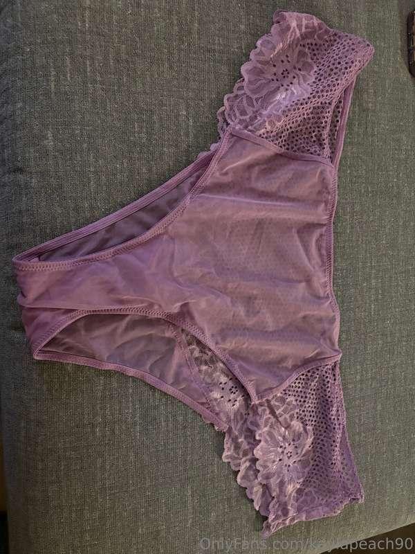 I know you can't resist a pair of my worn panties 😈 Go ahead..