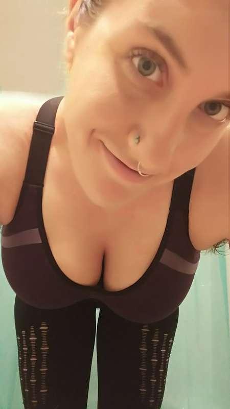 sweaty post-workout selfie