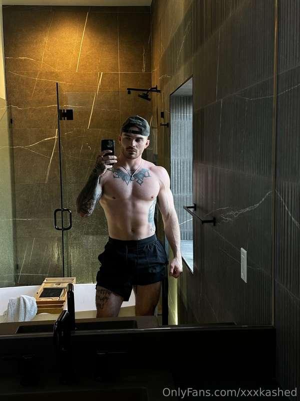 Arm day hits different