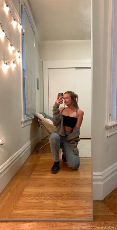 happy monday 💕 hope everyone had a stellar weekend! ✨ what i..