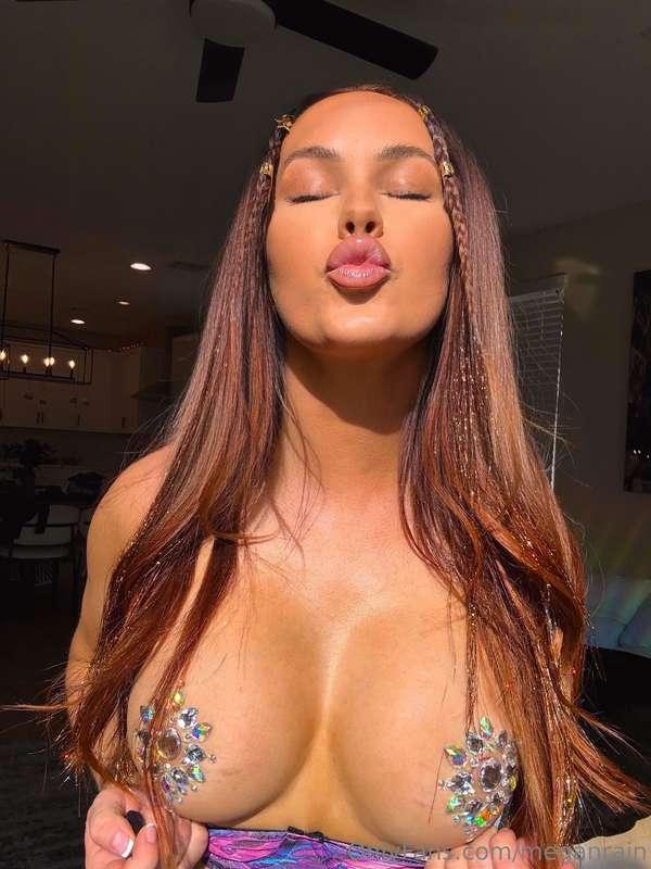 Kiss me hard and fast
