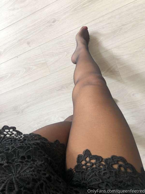 Sunny feet