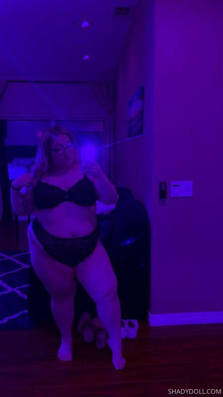 𝐼 𝑠𝑒𝑛𝑡 𝑦𝑜𝑢 𝑎 𝑠𝑝𝑖𝑐𝑦 𝑑𝑚....𝐷𝑂𝑁𝑇 𝑀𝐼𝑆𝑆 𝑂𝑈𝑇 😳💦‼️