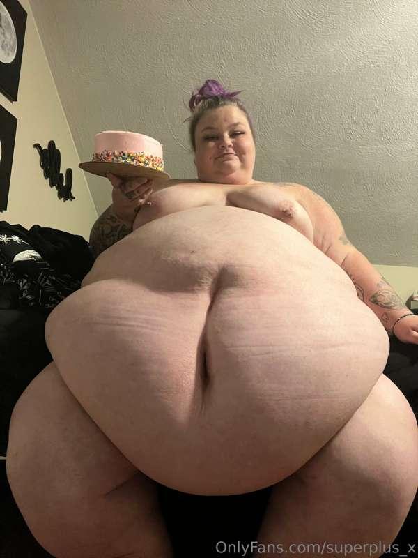 Happy Birthday to me, Princess Piggy !! 🎂✨🐷