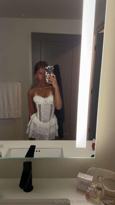 White dress hittin’ different tonight. 🤍✨