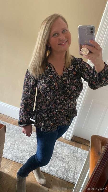 Time to start dressing for Fall, instead of Summer 😢 😞 😭 🍁 🌻..