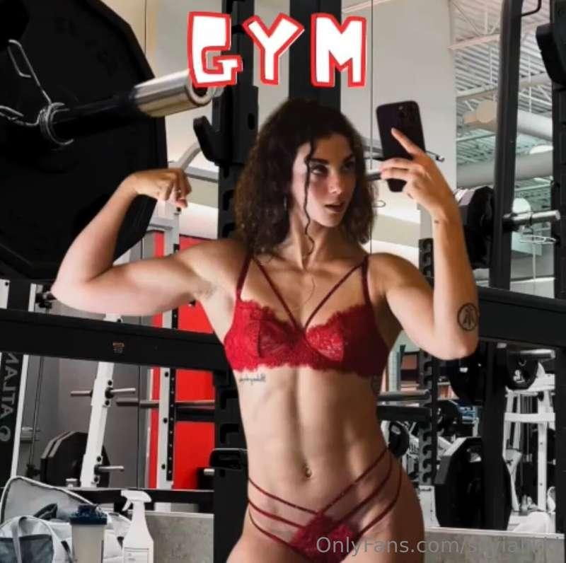 🔥NUOVO GIOCO🥵 Vieni con me in palestra 🏋️‍♀️Sei pronto a sud..
