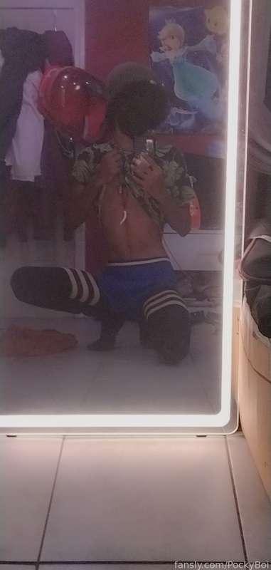 pockyboi image #3