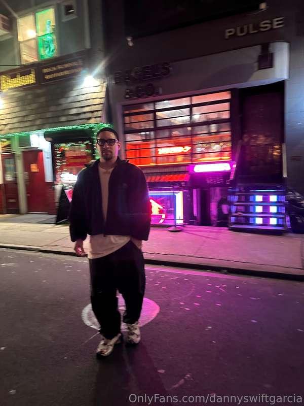 I come alive in the night time. 🦉 