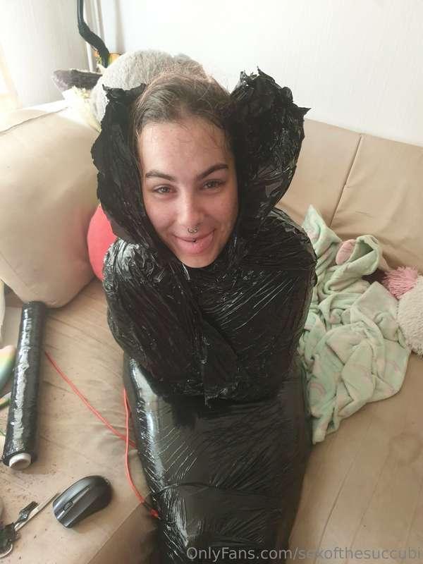 You found me!  I am the clitoris 😜 xx