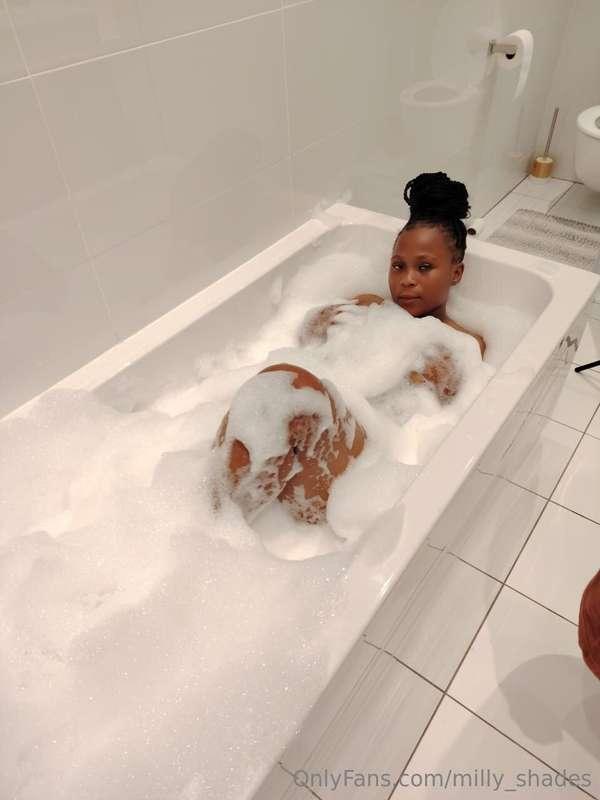 I wanna have it in a bathtub 🤤🤤