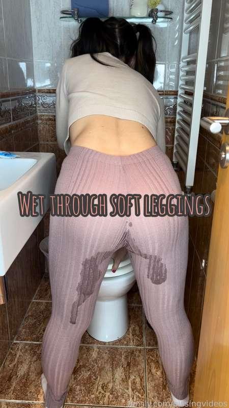 Wetting through my soft warm leggings in the toilet 🚽💦
#wetting #wetmyself #peemypants #pee #peeing