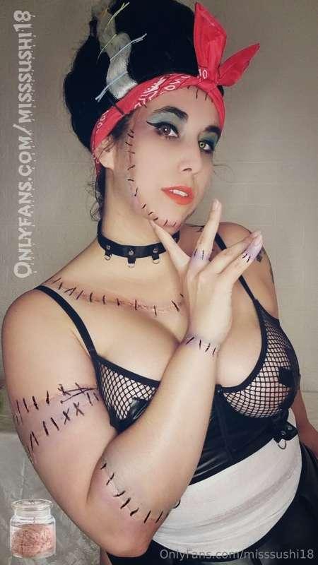 Living dead girl made by pieces~♡ 

Querrías darle vida a un..