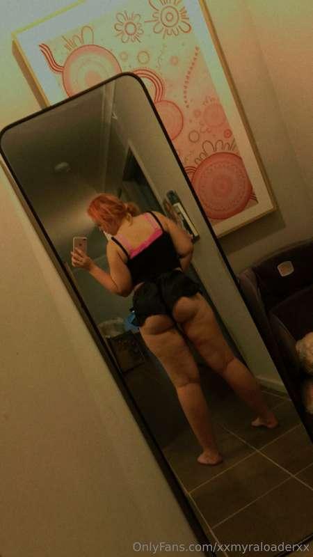 Enjoy some booty 🥰