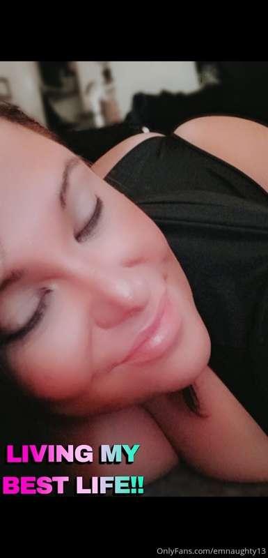 LIVING MY BEST LIFE!! 💋🍑