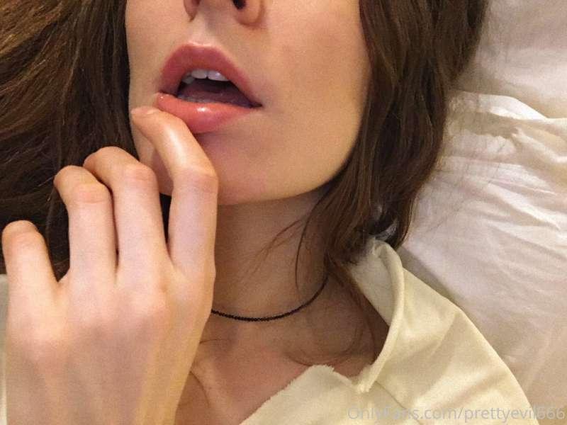 💦