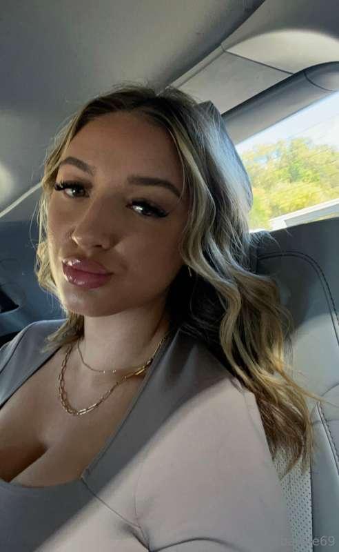 Love a good car selfie