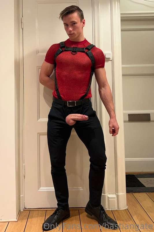 On your knees😏❤️‍🔥 Video will be posted soon💦