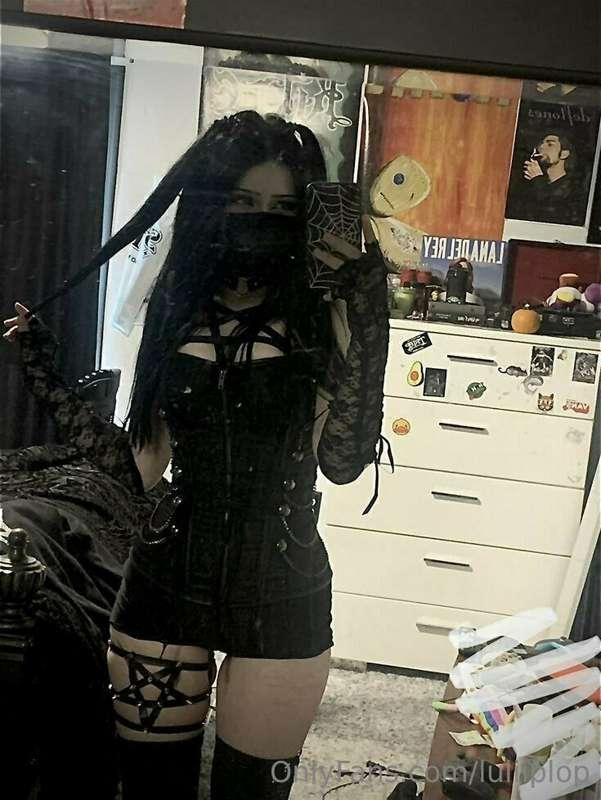 @stefanialescan2 @stefanialescan2 🇦🇷
💙💙 FREE FREE FREE FREE ..